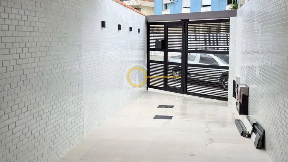 Casa, 3 quartos, 215 m² - Foto 1