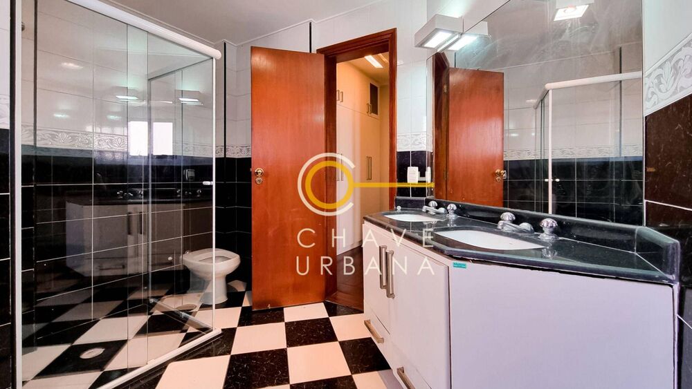 Apartamento, 4 quartos, 232 m² - Foto 1