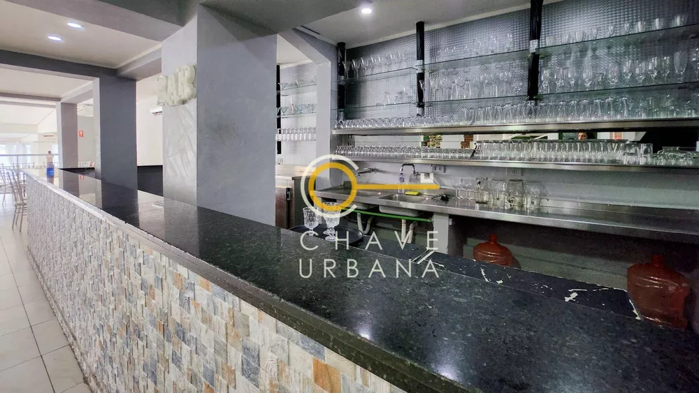 Casa, 5 quartos, 646 m² - Foto 2