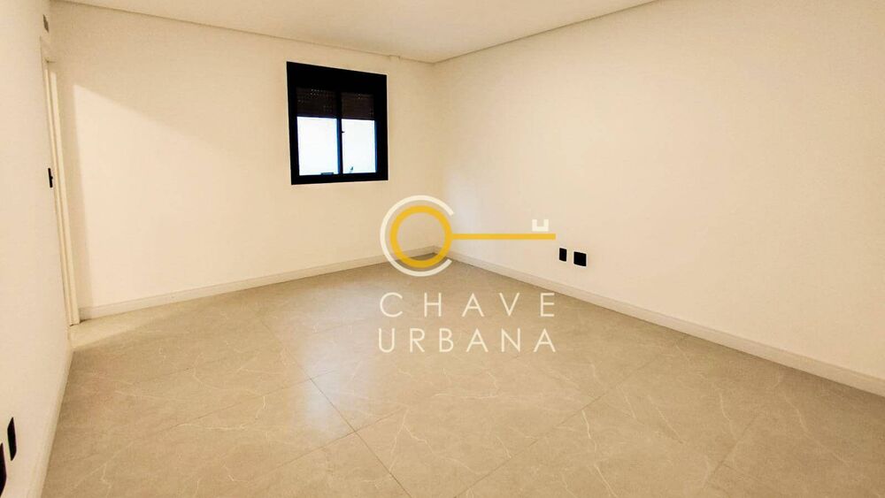 Casa à venda com 3 quartos, 280m² - Foto 3