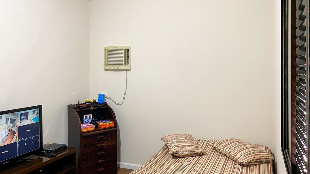 Casa à venda com 3 quartos, 190m² - Foto 3