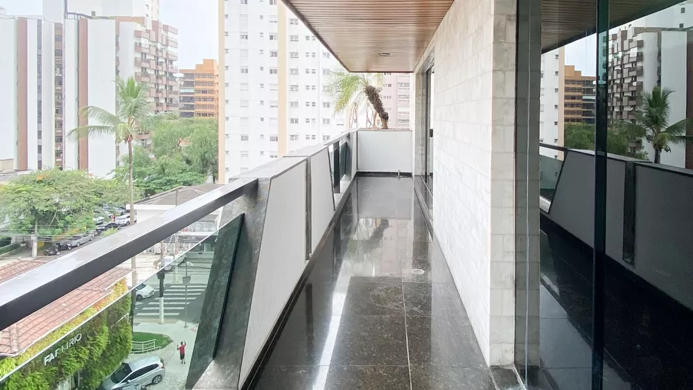 Apartamento à venda com 4 quartos, 294m² - Foto 1