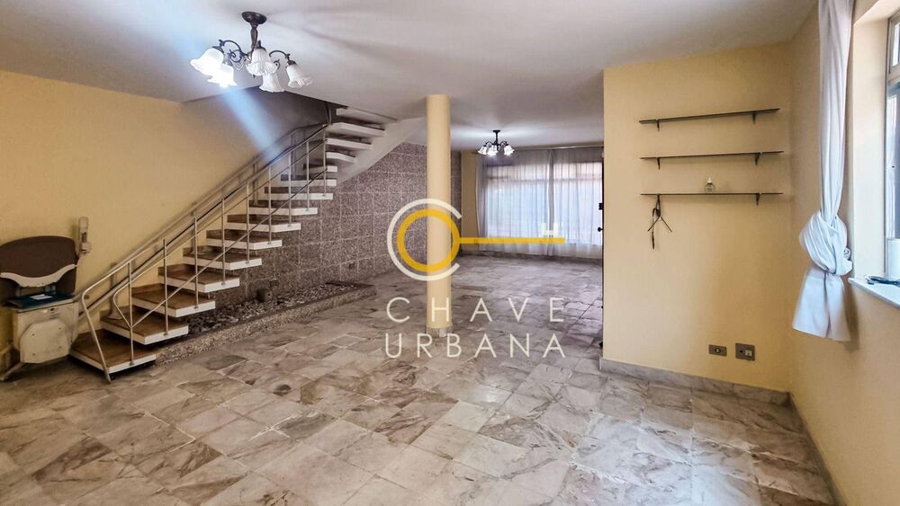 Sobrado, 5 quartos, 330 m² - Foto 1