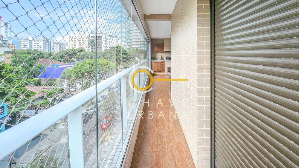 Apartamento à venda com 3 quartos, 241m² - Foto 3