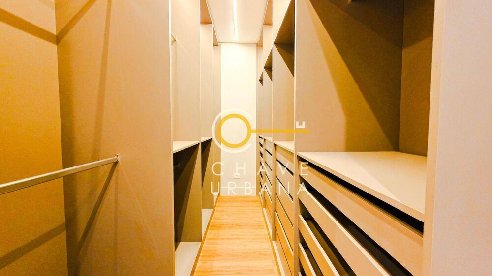 Apartamento, 3 quartos, 270 m² - Foto 3