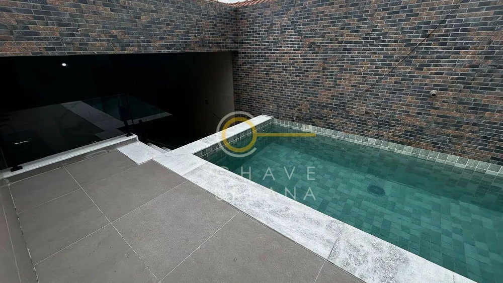 Casa, 3 quartos, 290 m² - Foto 2