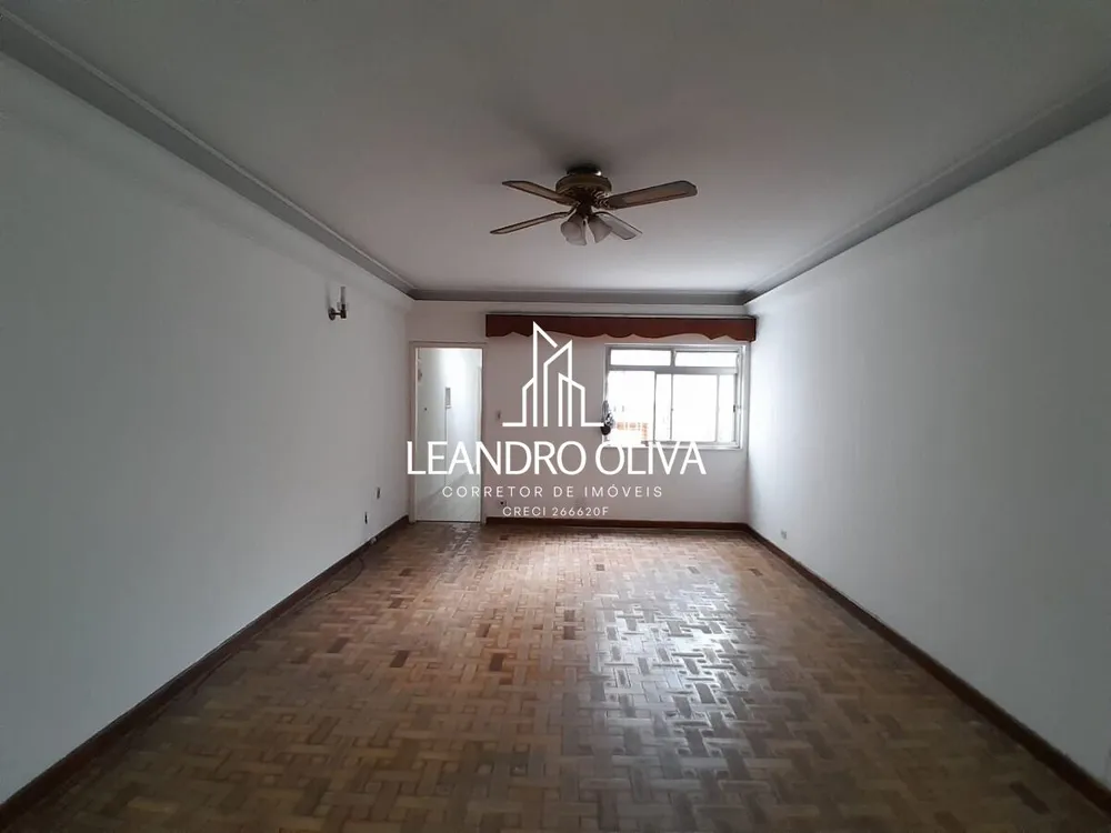 Casa, 3 quartos, 216 m² - Foto 1