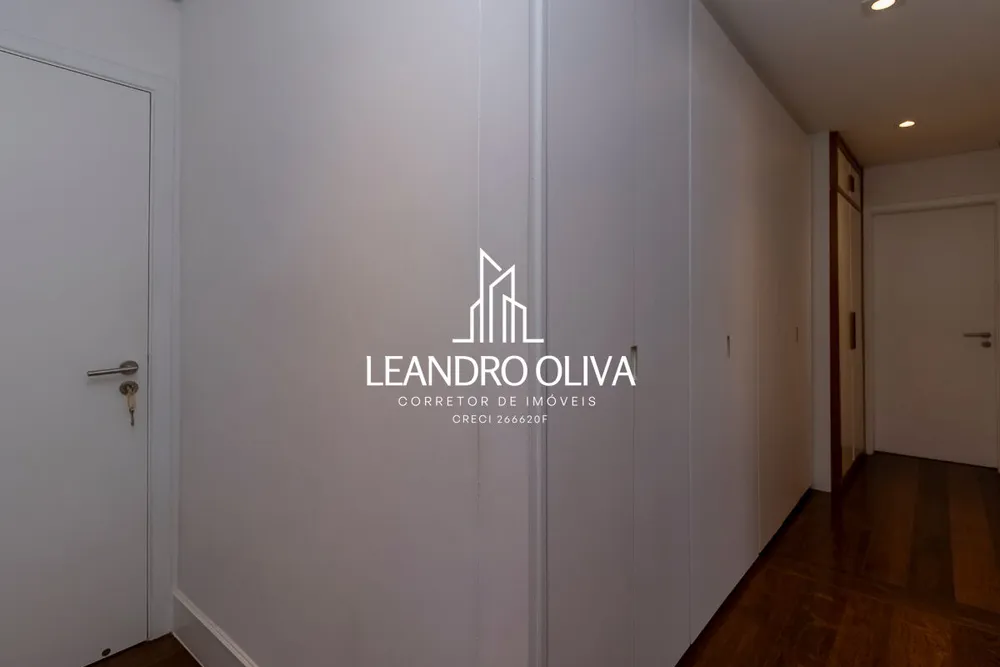 Apartamento, 3 quartos, 270 m² - Foto 1