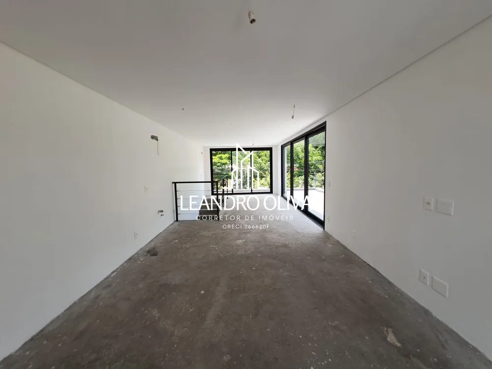 Sobrado, 3 quartos, 318 m² - Foto 8