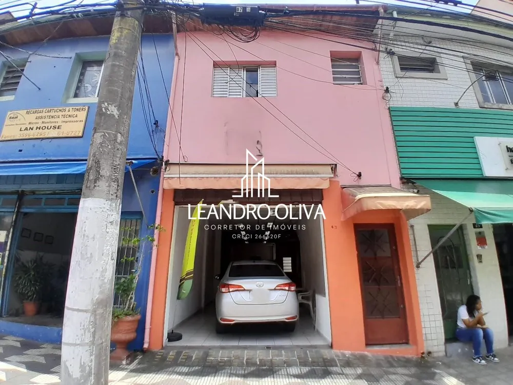 Casa, 4 quartos, 240 m² - Foto 1