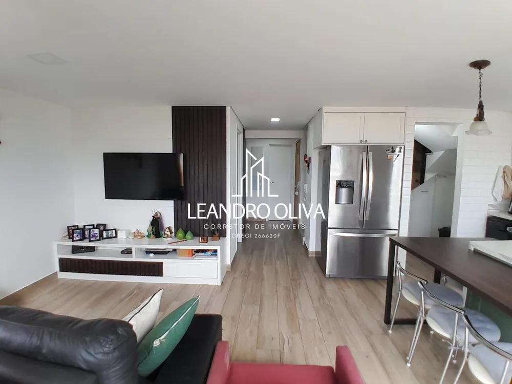 Cobertura, 3 quartos, 179 m² - Foto 2