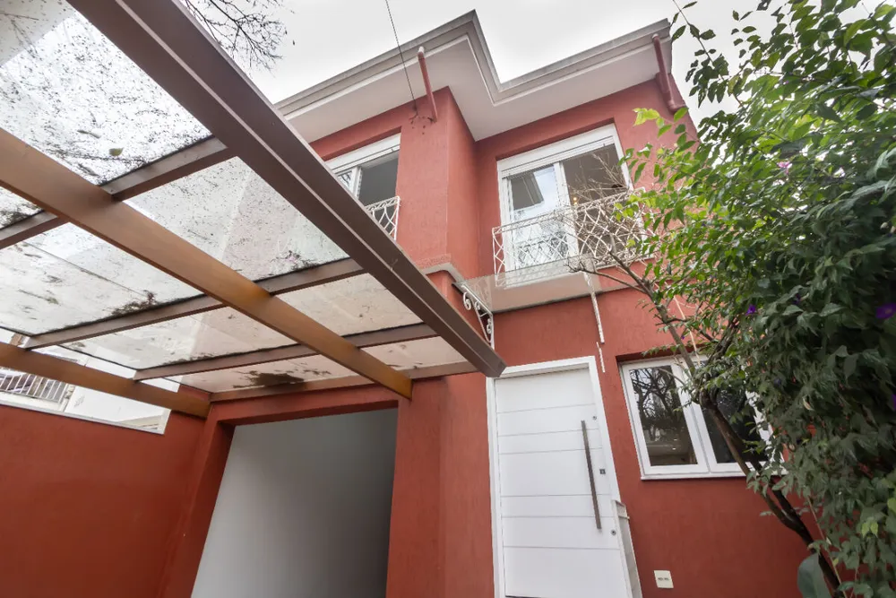 Casa, 3 quartos, 236 m² - Foto 1