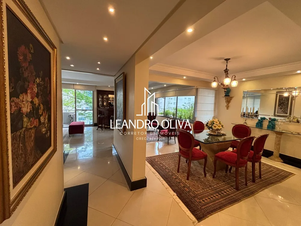 Apartamento, 4 quartos, 230 m² - Foto 1