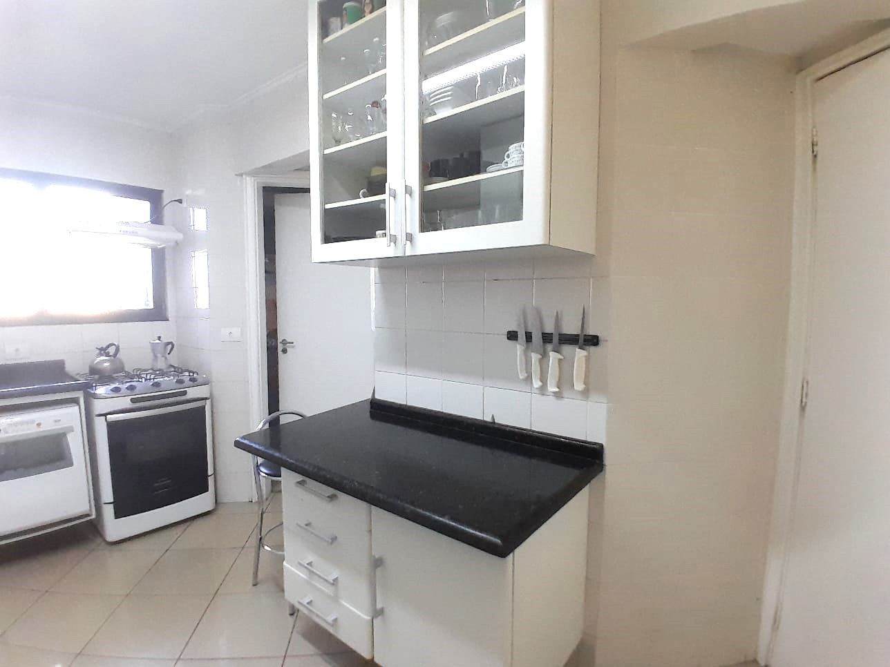 Apartamento à venda com 3 quartos, 96m² - Foto 7