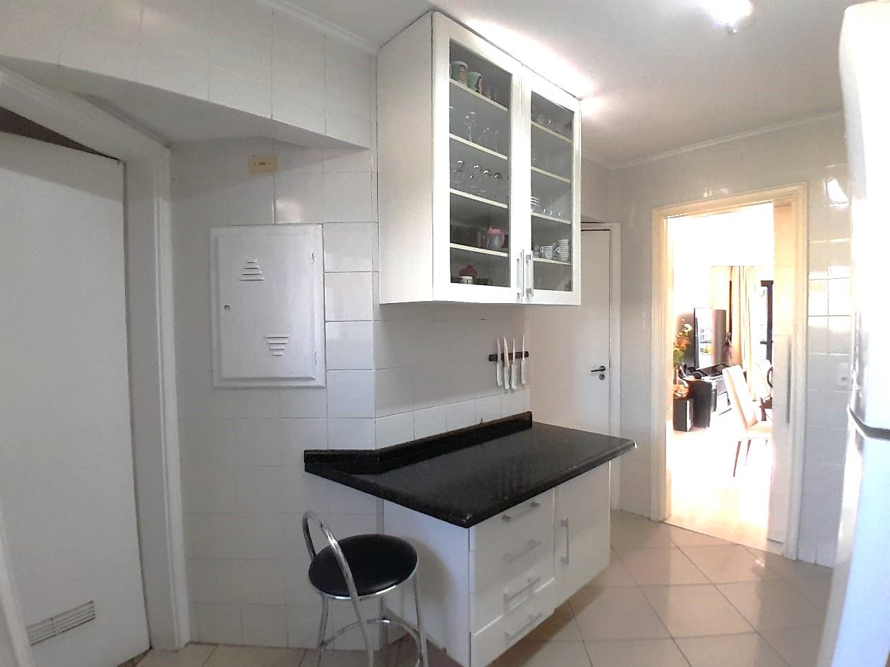 Apartamento à venda com 3 quartos, 96m² - Foto 21