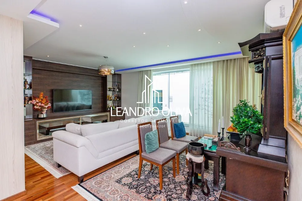 Sobrado, 3 quartos, 320 m² - Foto 1