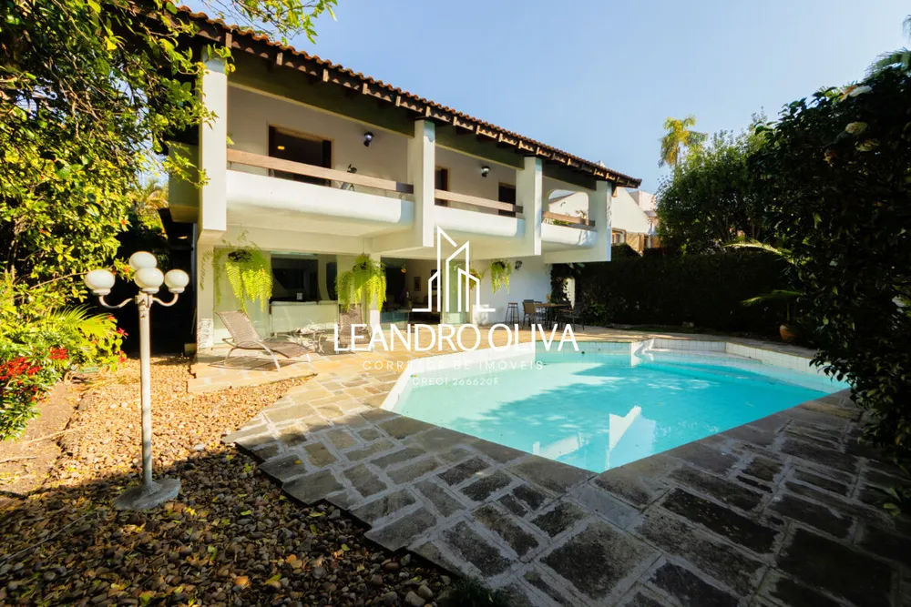 Sobrado, 4 quartos, 375 m² - Foto 1