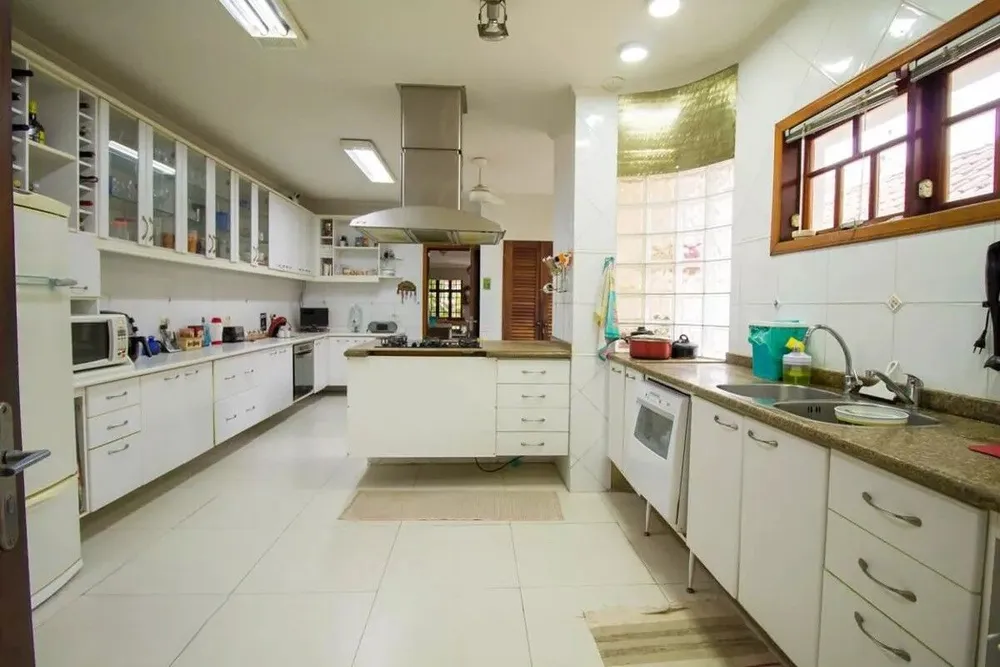 Casa, 4 quartos, 285 m² - Foto 4