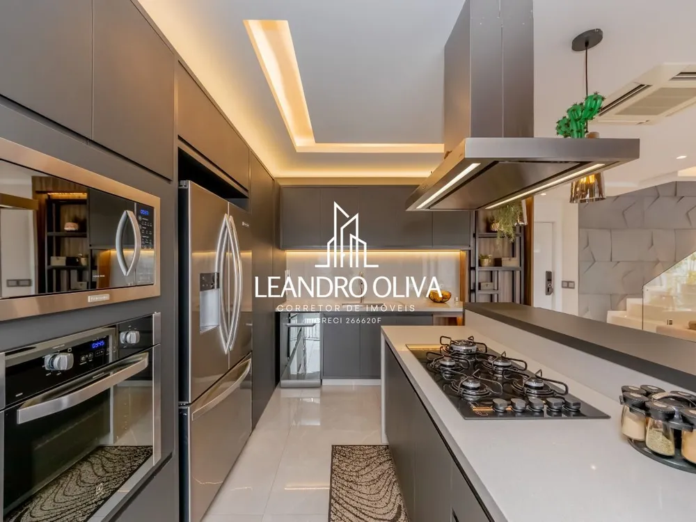 Cobertura, 3 quartos, 175 m² - Foto 1