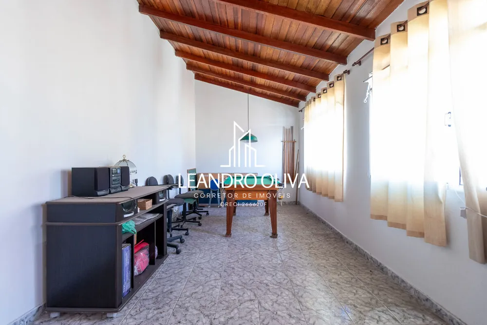 Casa, 3 quartos, 330 m² - Foto 2