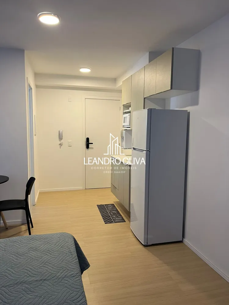 Apartamento, 1 quarto, 27 m² - Foto 2
