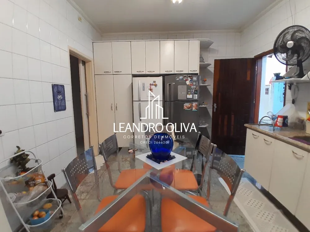 Casa, 7 quartos, 247 m² - Foto 10