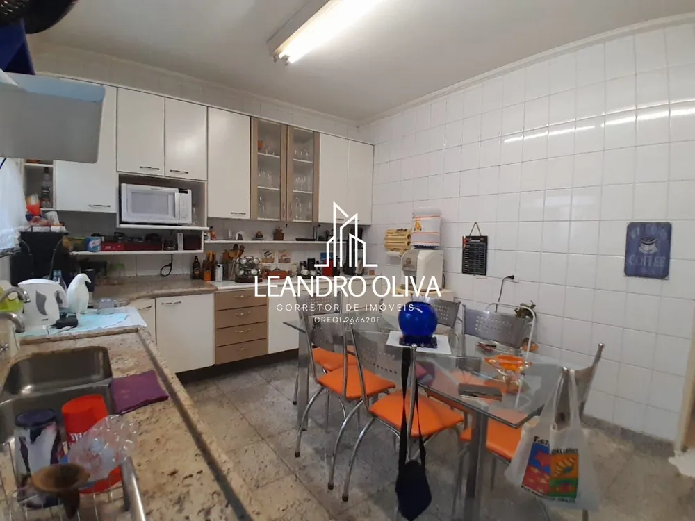 Casa, 7 quartos, 247 m² - Foto 9