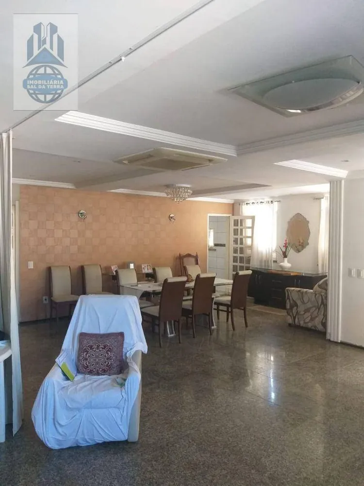 Casa, 6 quartos, 2 m² - Foto 3