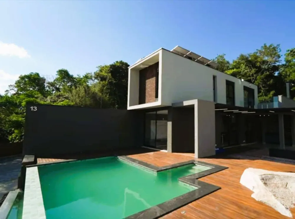 Casa, 4 quartos, 285 m² - Foto 1
