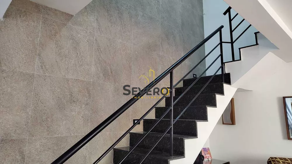 Casa, 3 quartos, 156 m² - Foto 1