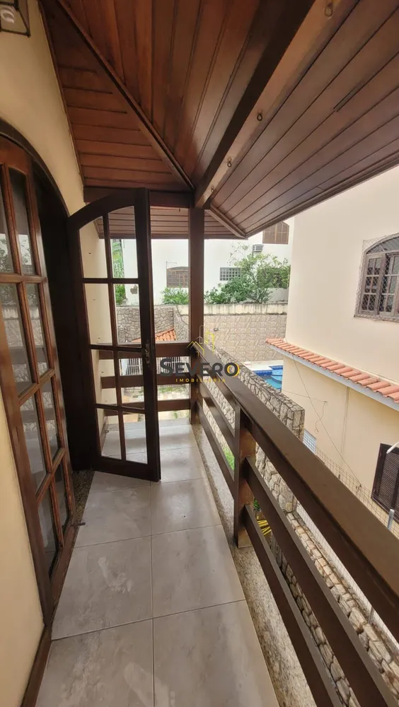 Casa, 4 quartos, 295 m² - Foto 9