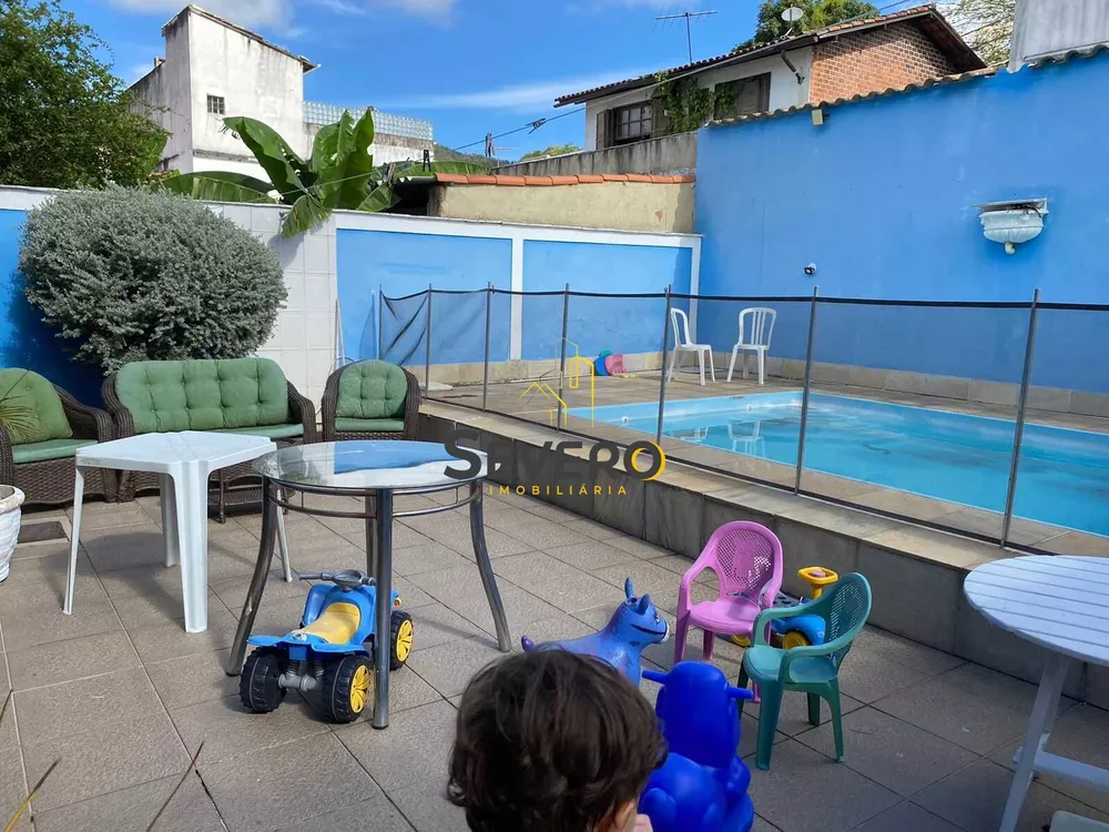 Casa, 4 quartos, 207 m² - Foto 13