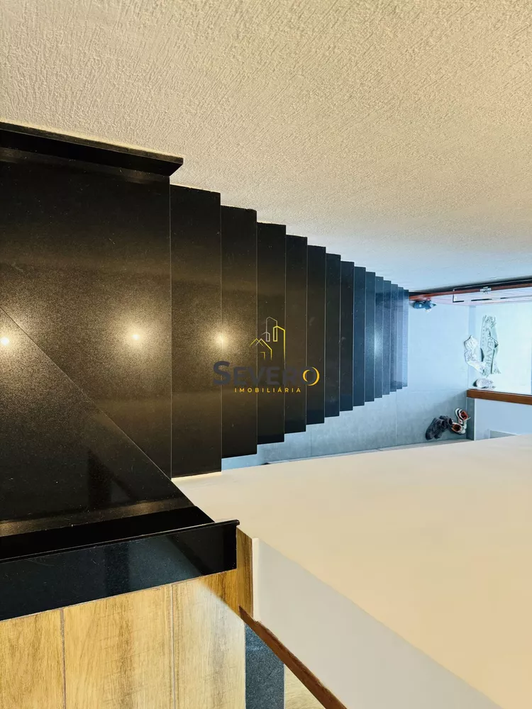 Casa, 3 quartos, 240 m² - Foto 1