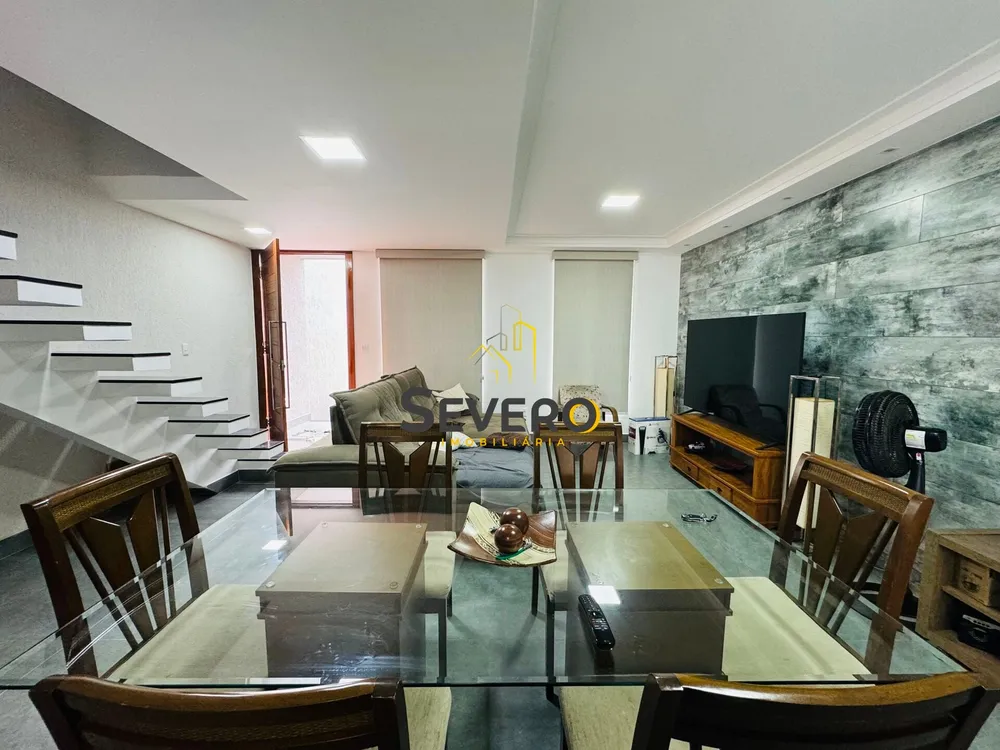 Casa, 3 quartos, 240 m² - Foto 8
