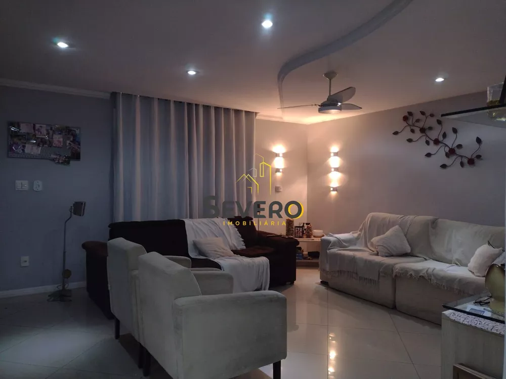 Casa, 4 quartos, 240 m² - Foto 24
