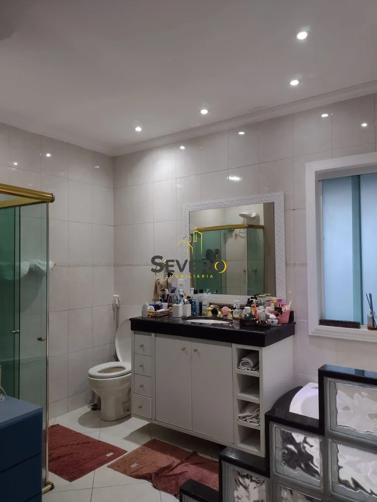 Casa, 4 quartos, 240 m² - Foto 39