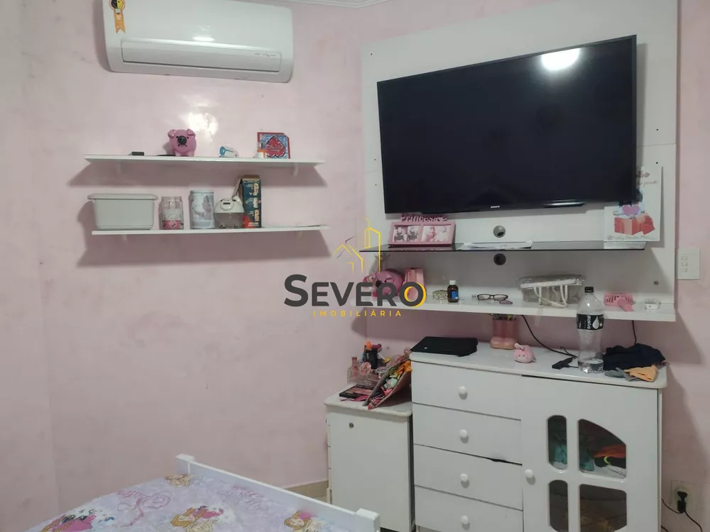 Casa, 4 quartos, 240 m² - Foto 11