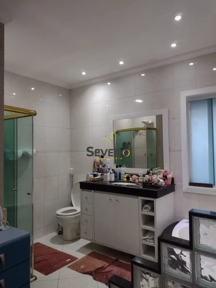 Casa, 4 quartos, 240 m² - Foto 45