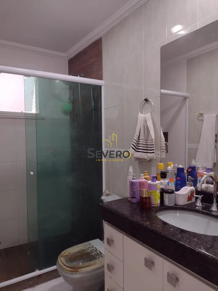 Casa, 4 quartos, 240 m² - Foto 43