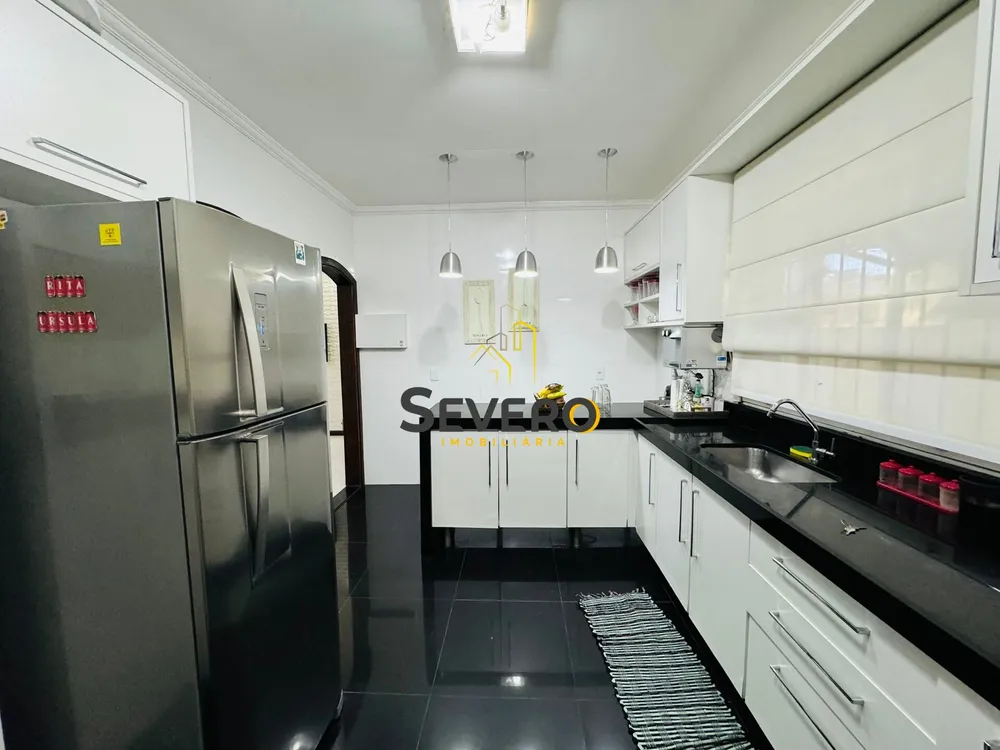 Casa, 3 quartos, 250 m² - Foto 29