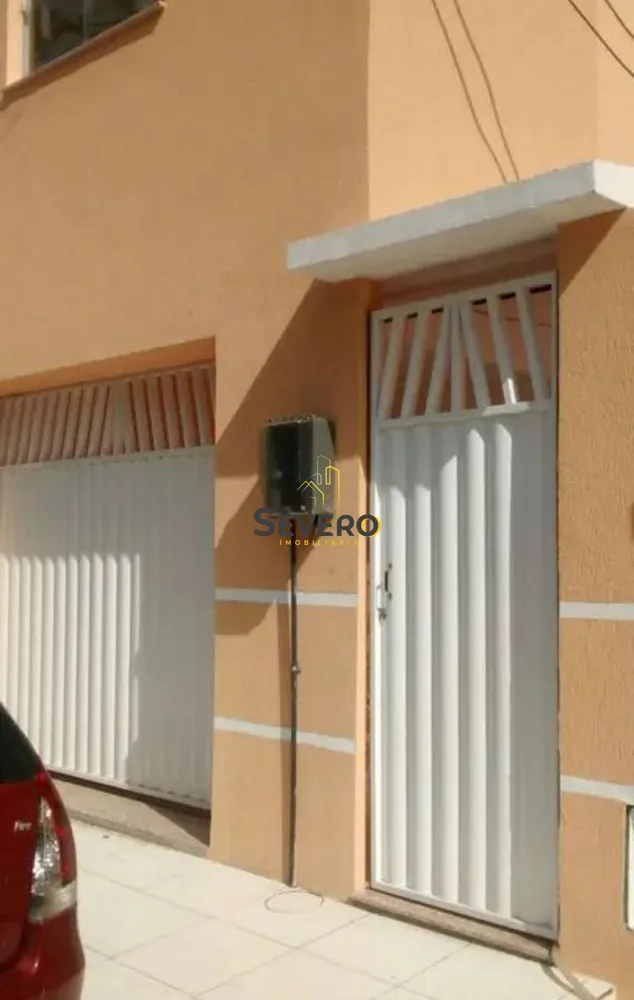 Casa, 3 quartos, 106 m² - Foto 2
