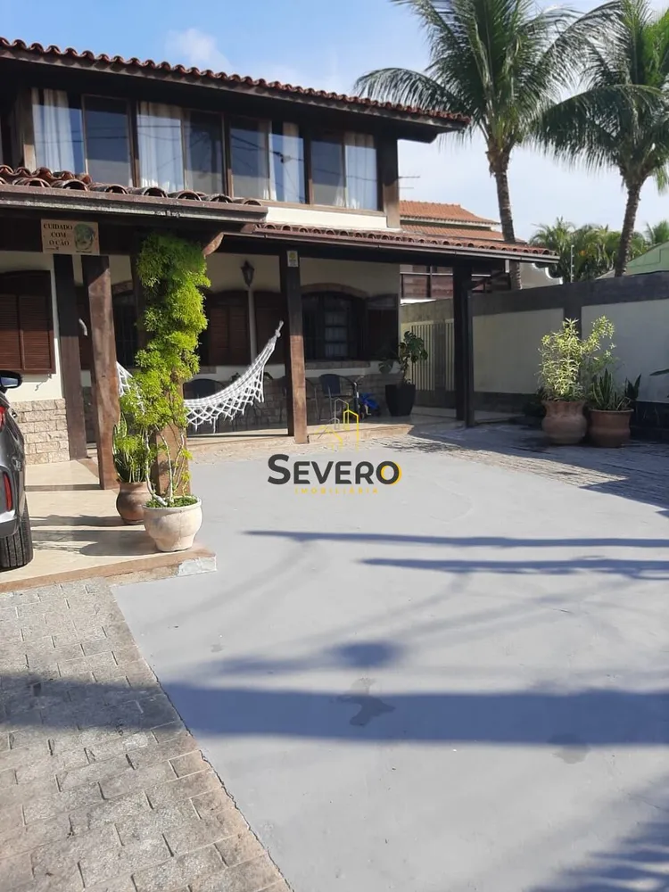 Casa, 6 quartos, 295 m² - Foto 2