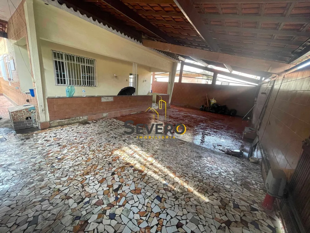 Casa, 3 quartos, 266 m² - Foto 1