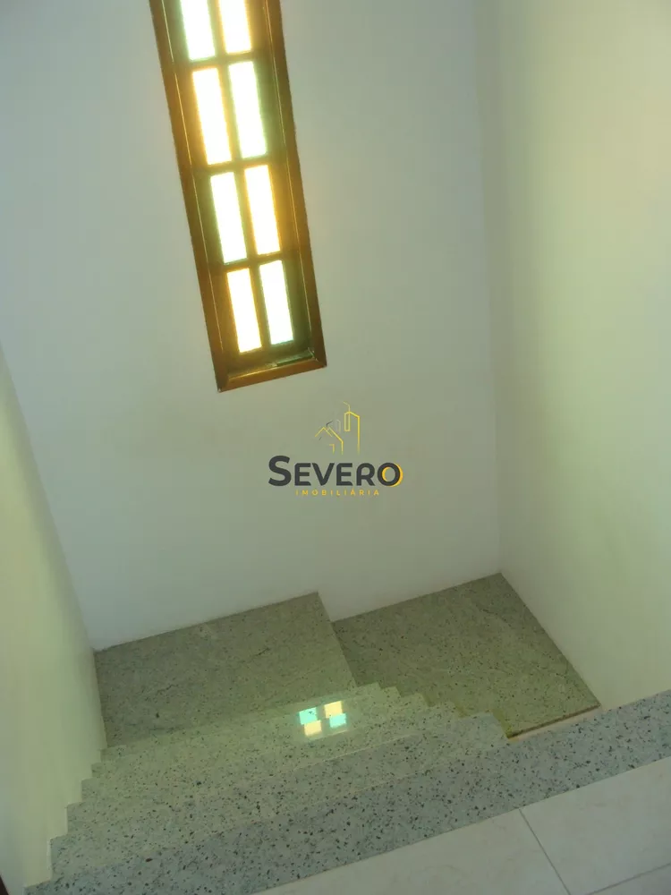 Casa, 3 quartos, 270 m² - Foto 17