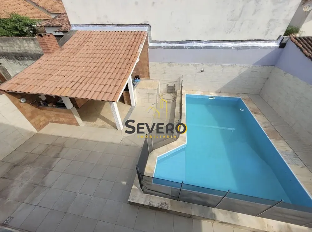 Casa, 6 quartos, 218 m² - Foto 4