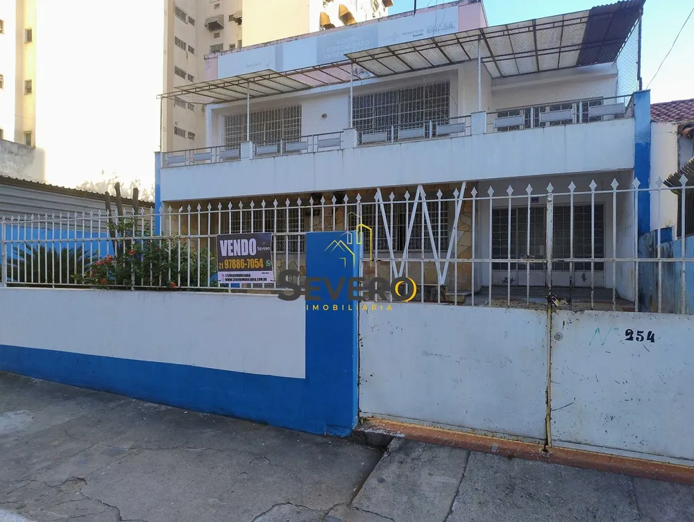 Casa, 5 quartos, 300 m² - Foto 1