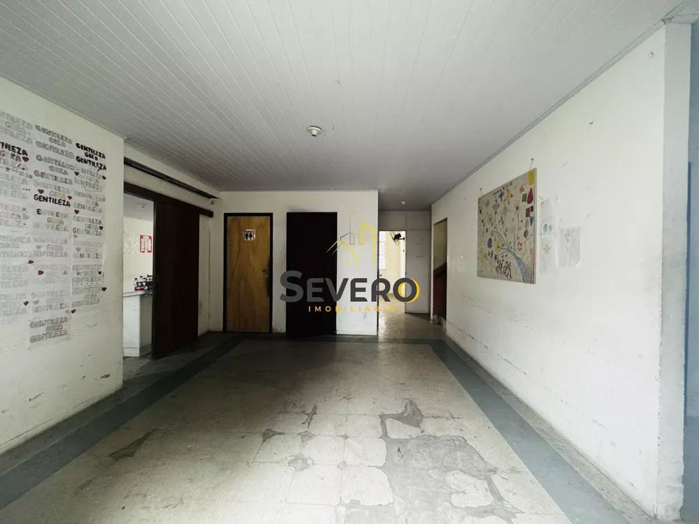 Casa, 5 quartos, 300 m² - Foto 2