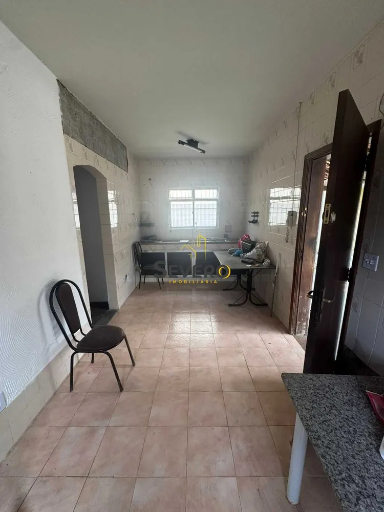 Casa, 3 quartos, 250 m² - Foto 12
