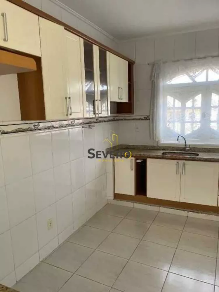 Casa, 3 quartos, 234 m² - Foto 13