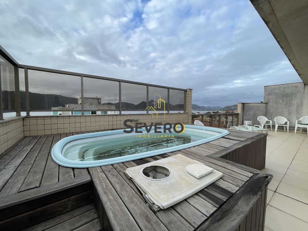 Cobertura à venda com 3 quartos, 221m² - Foto 1